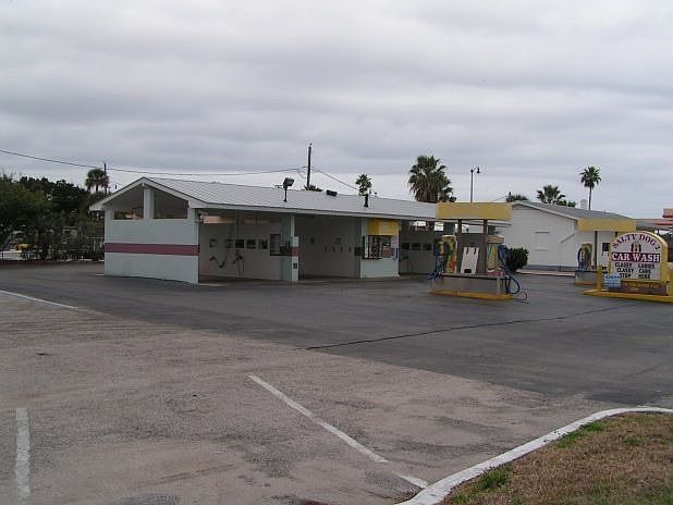 2nd image of 300 Big Tree Rd