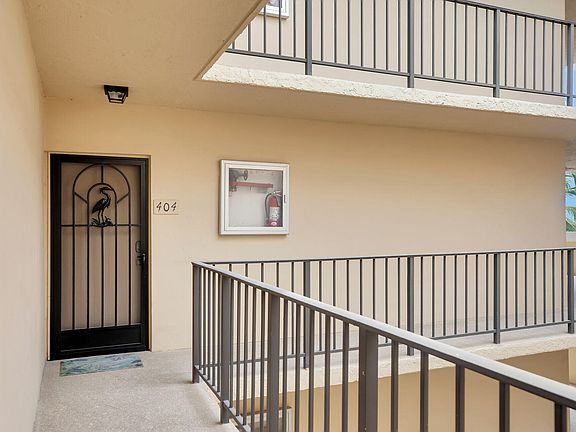 2nd image of 79901 Overseas Hwy APT 404