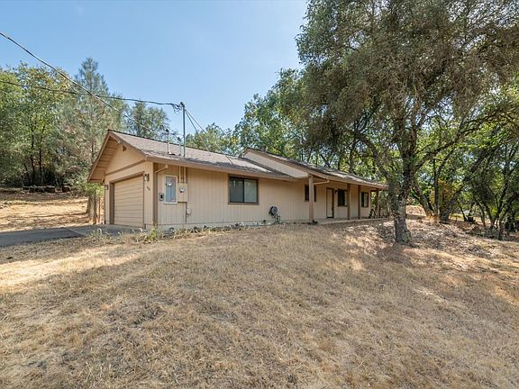 3rd image of 4120 Green Valley Road