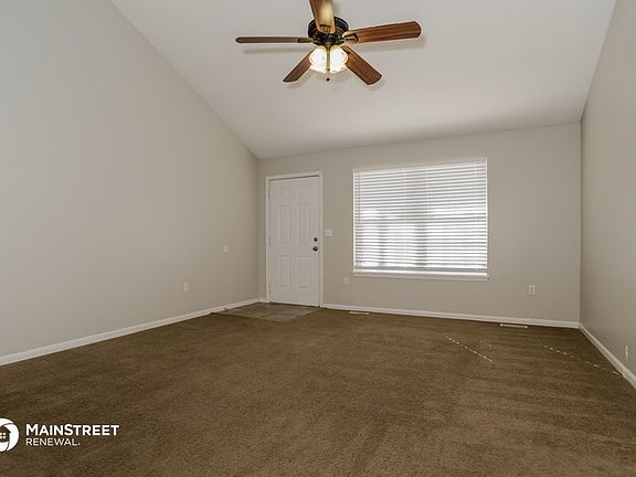 4th image of 1864 Gates Dr W