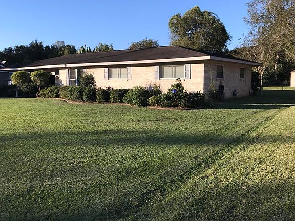 2nd image of 205 Charles Dr
