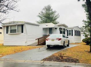 21 Eagle Dr, Whiting, NJ 08759