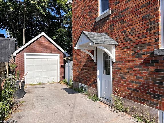 2nd image of 5825 Depew Ave