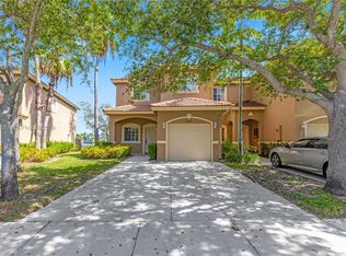 8549 SW 214th Ln, Cutler Bay, FL 33189