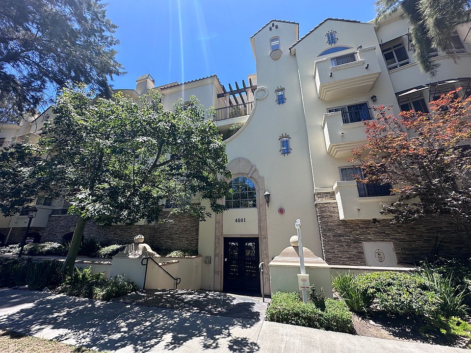 1st image of 4601 Coldwater Canyon Ave Unit 305