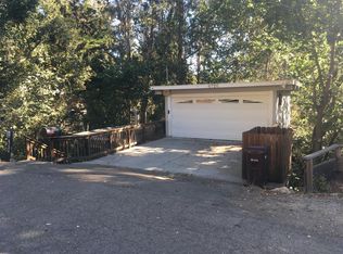 6726 Saroni Dr, Oakland, CA 94611