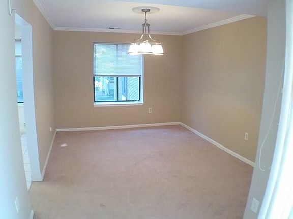 4th image of 9715 Kings Crown Ct APT 101
