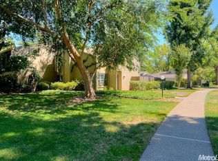2312 American River Dr, Sacramento, CA 95825
