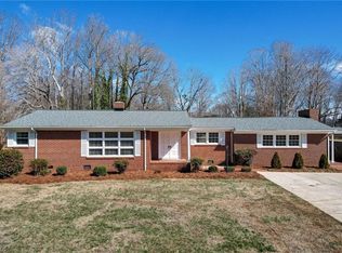 1540 W Harrison St, Reidsville, NC 27320