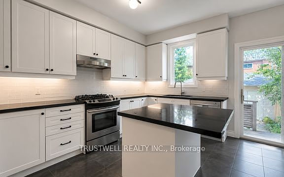 5th image of 5B McGee St