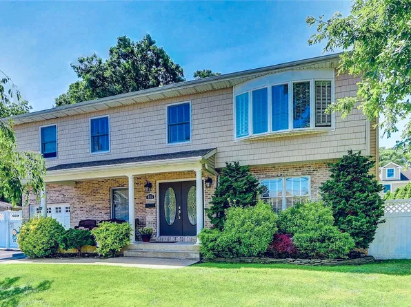 286 Jerusalem Ave, Massapequa, NY 11758