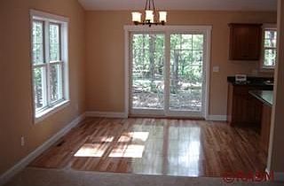 3rd image of 47931 Kelley Dr