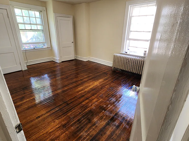 1505 68th Ave #1 — Photo 3