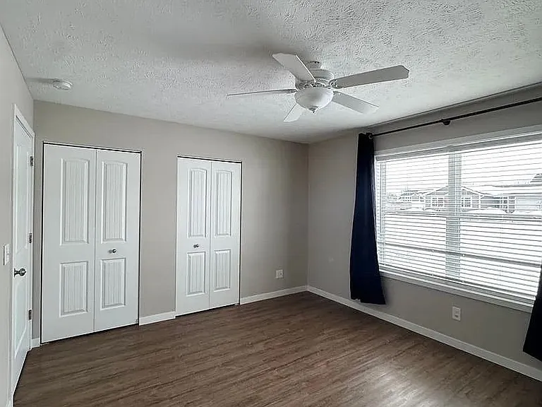 5085 Liberty Dr — Photo 10