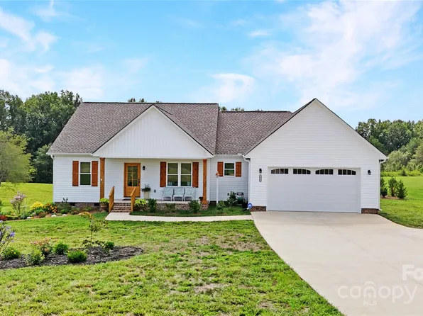 1459 Malden Ct, Crouse, NC 28033