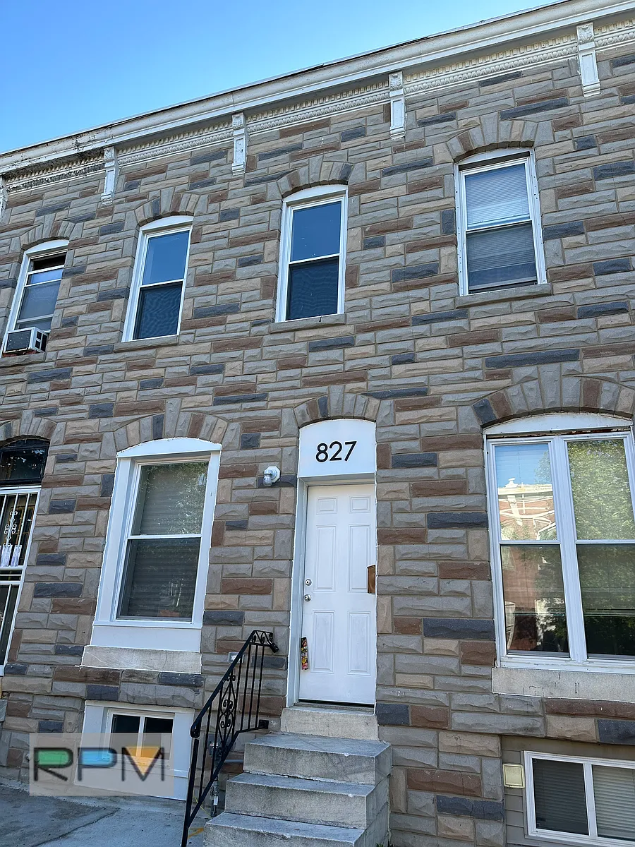 Building Photo - 827 N Milton Ave