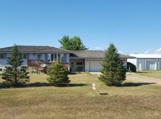 40818 256th St, Mitchell, SD 57301