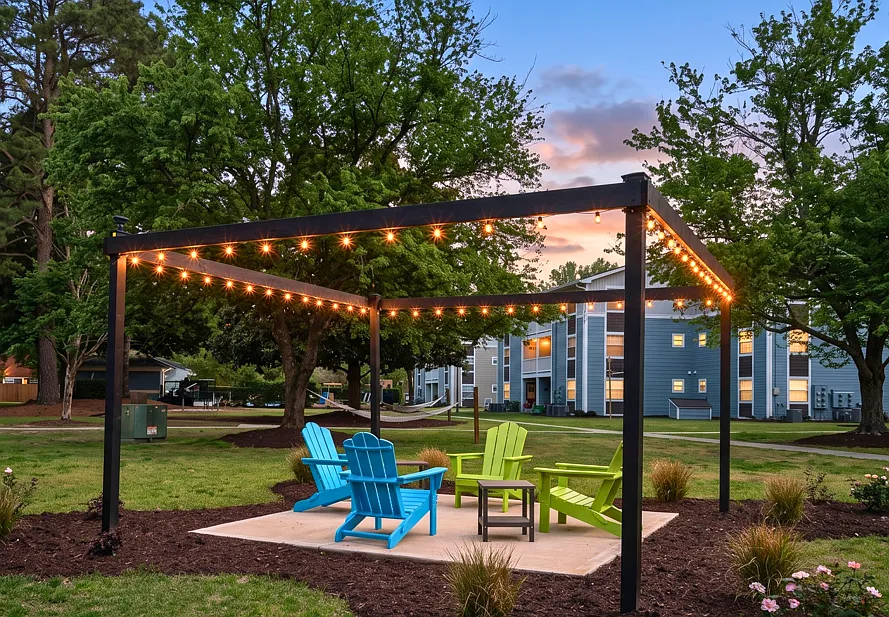 Village Green Apartment Homes — Photo 3