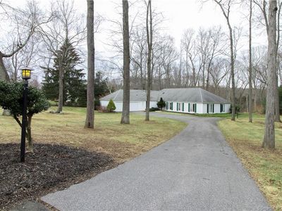56 Five Field Rd, Madison, CT, 06443