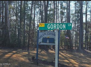 38 Gordon Ln, Macon, NC 27551