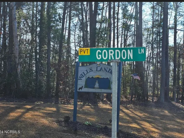 38 Gordon Ln #38, Macon, NC 27551