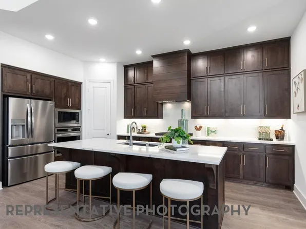 8908 Dovetail Ln, Denton, TX 76207