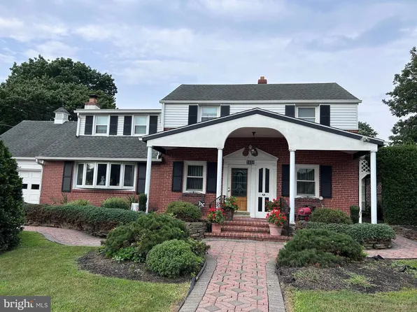 2338 Mole Rd, Secane, PA 19018