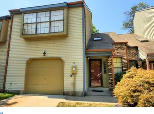 15 Charlene Ct, Robbinsville, NJ 08691