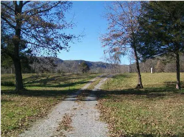 4390 State Route 28, Dunlap, TN 37327