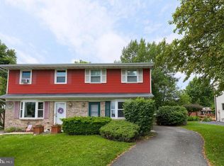 493 S Plum St, Mount Joy, PA 17552