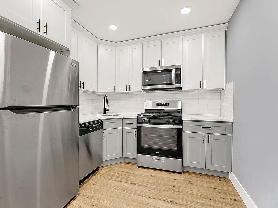1st image of 11620 168th St