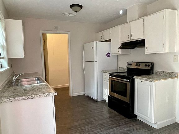 3rd image of 8832 E Bourne Dr