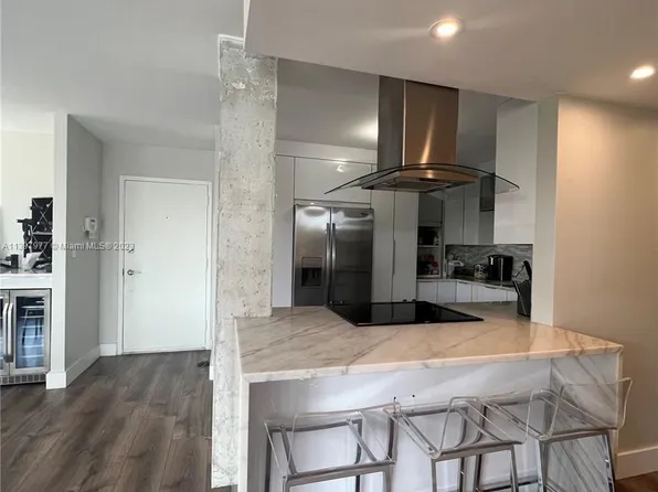 2450 NE 135th St APT 111, North Miami, FL 33181