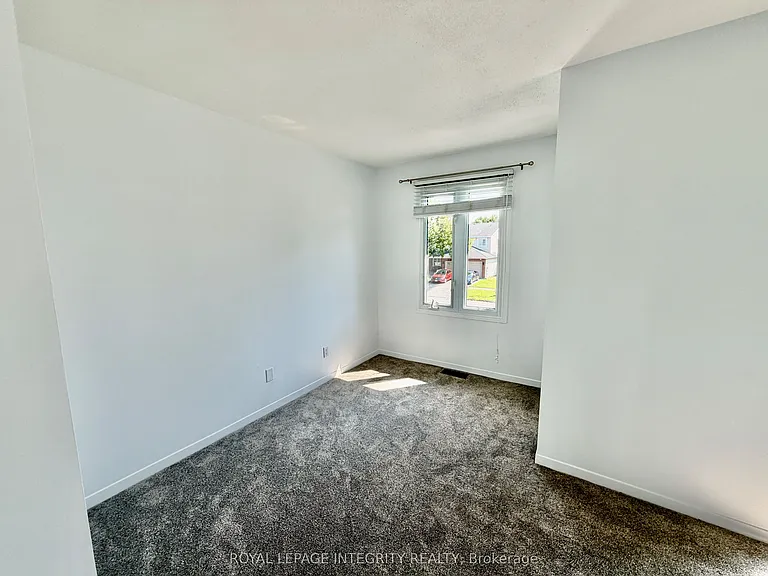 1039 Karsh Dr — Photo 23