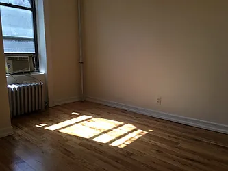 Rented by Space Link Realty