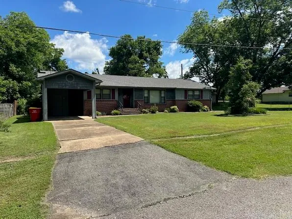603 E Valley St, Morrilton, AR 72110