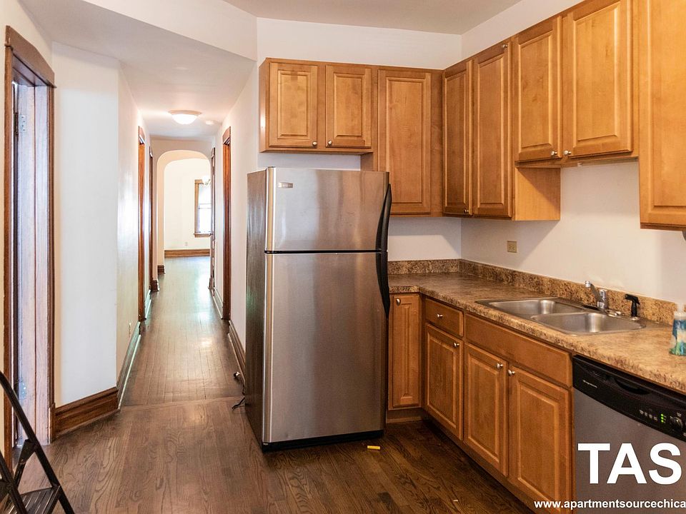 1st image of 3047 W Logan Blvd APT 1