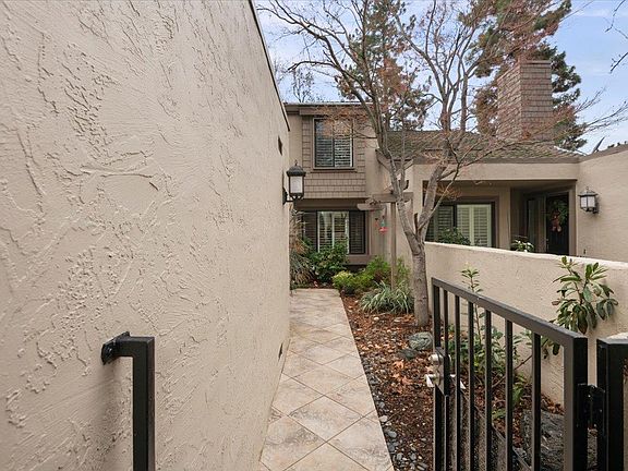 2nd image of 1563 Whiterock Cir