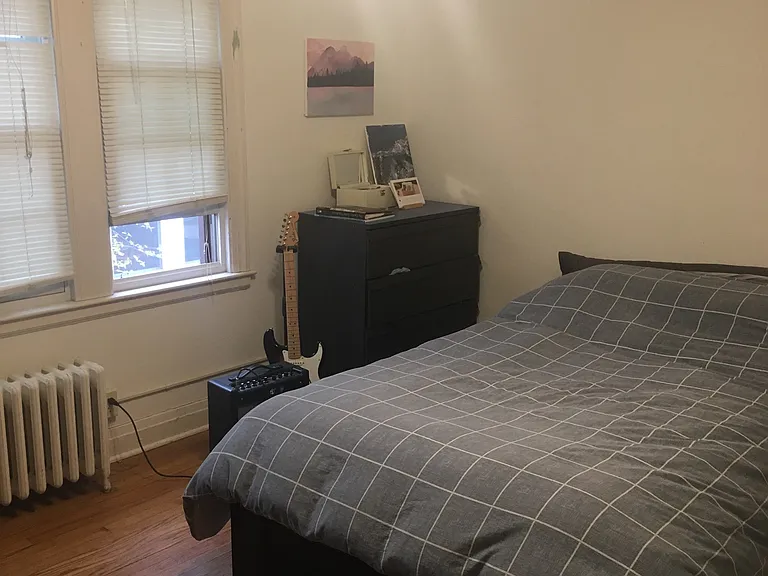 2226 Kendall Ave — Photo 3