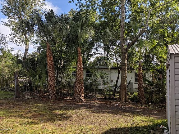 3rd image of 316 Linden Ln