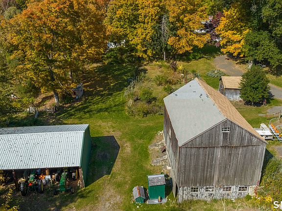 3rd image of 63 Currituck Road