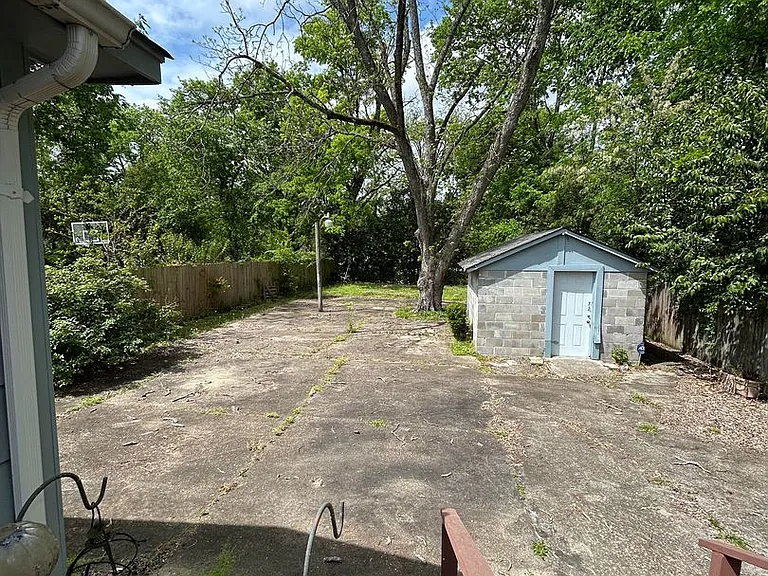 3616 Gaston Ave — Photo 24
