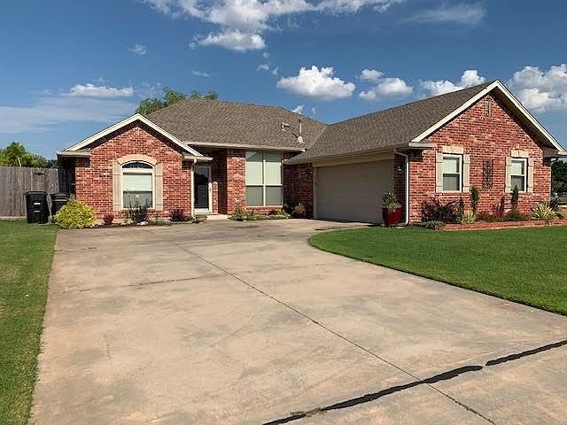 1st image of 1200 S Stoneridge Dr