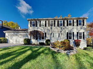 1980 Manor Ln, Mundelein, IL 60060