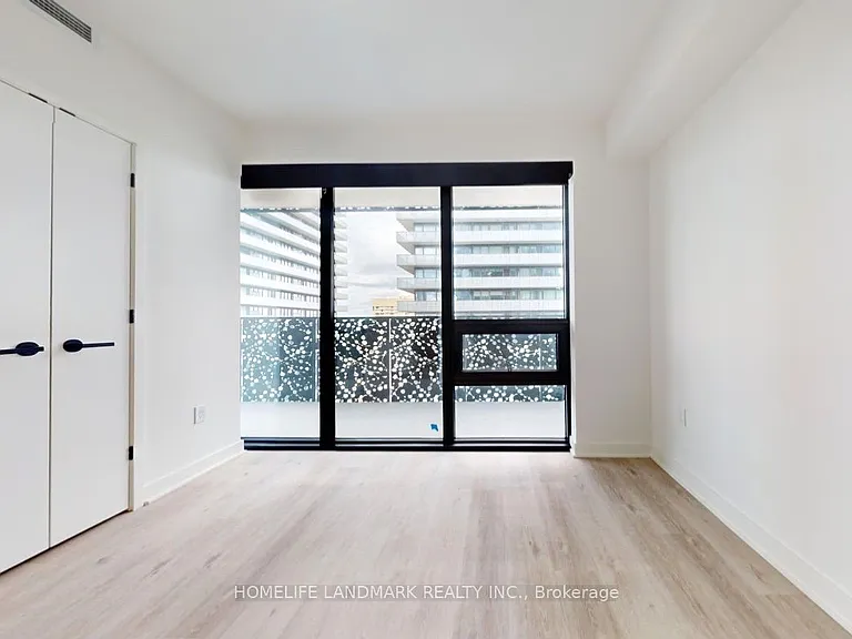55 Charles St E #3410 — Photo 7