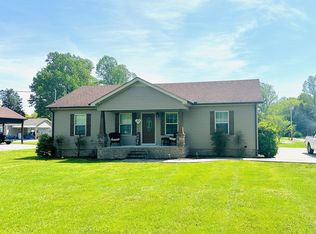 15 Lakeview Ave, Manchester, TN 37355