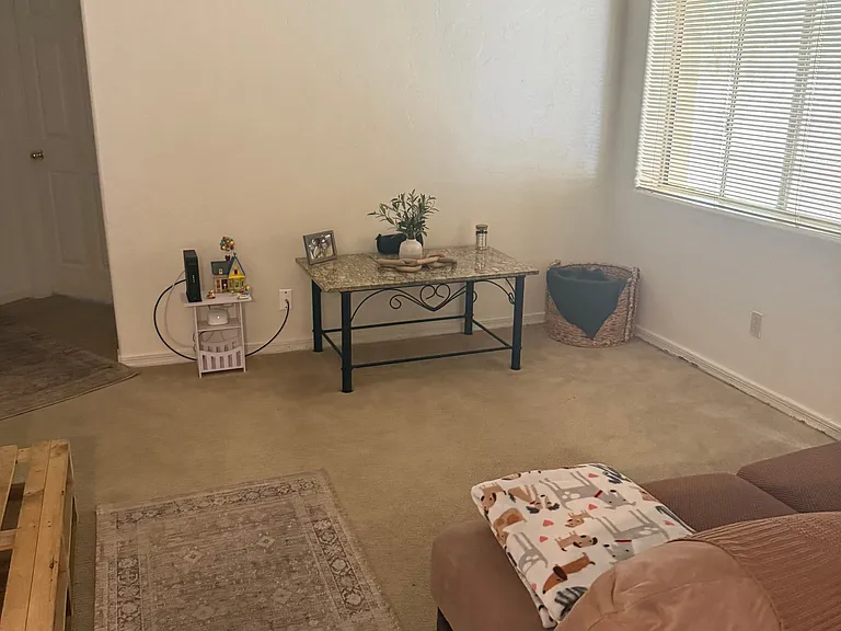 2536 N Corinthian Garden Dr #4 — Photo 4