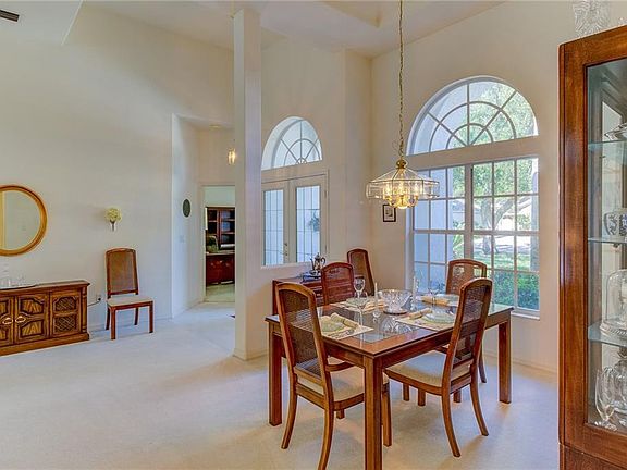 4th image of 5933 Cherry Oak Dr