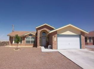 516 Thayer Pease Ave, Horizon City, TX 79928