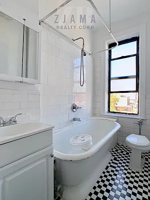 Rented by Zjama Realty Corp | media 6